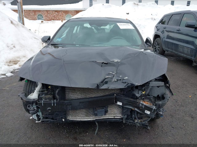 Auction sale of the 2023 Hyundai Elantra Sel, vin: KMHLS4AG4PU534403, lot number: 44389791