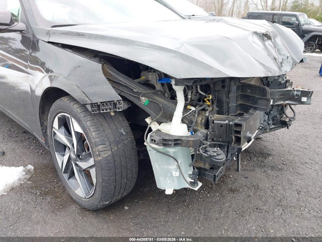 Auction sale of the 2023 Hyundai Elantra Sel, vin: KMHLS4AG4PU534403, lot number: 44389791