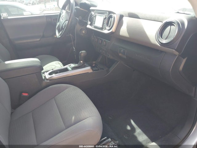 3TMCZ5AN1KM286922 Toyota Tacoma Sr5 V6