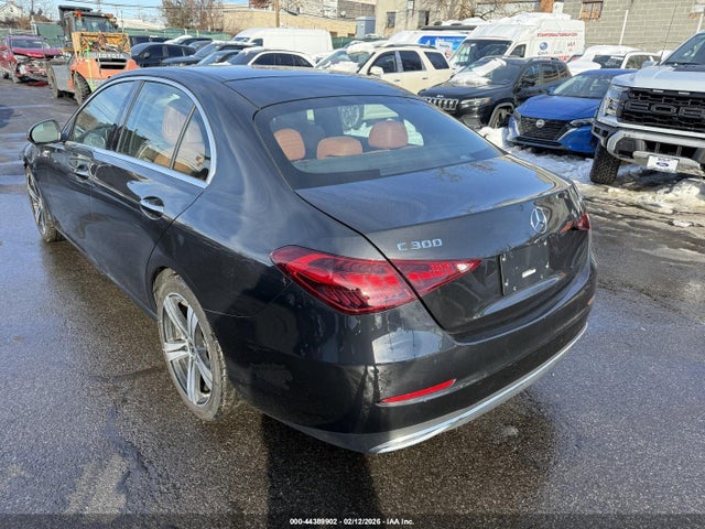W1KAF4HB5NR056444 Mercedes-Benz C 300 4matic