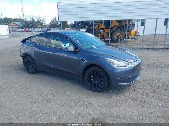 2023 TESLA MODEL Y 7SAYGAEE5PF941919 Photo 0