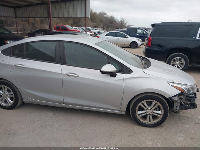1G1BJ5SMXK7105313 Chevrolet Cruze Diesel