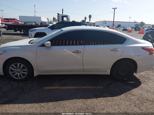 Nissan Altima 2.5 S 2015 1N4AL3AP8FC440134 Image 6