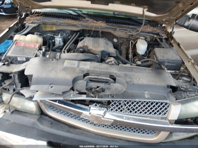 Auction sale of the 2004 Chevrolet Silverado 2500hd Ls, vin: 1GCHC23G84F113342, lot number: 44390006