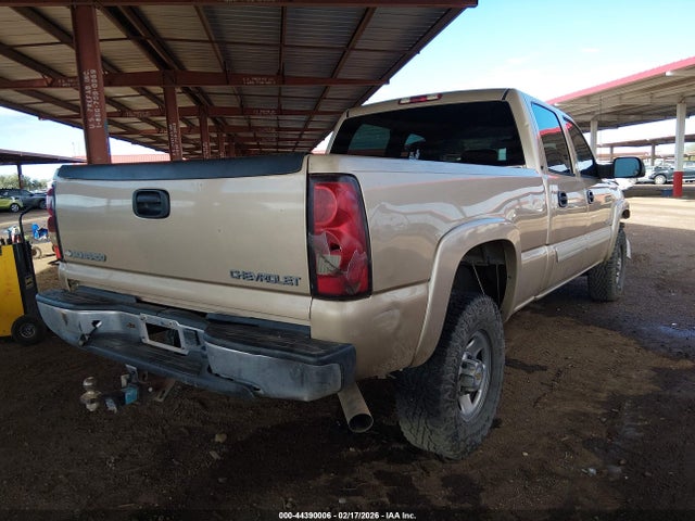 Auction sale of the 2004 Chevrolet Silverado 2500hd Ls, vin: 1GCHC23G84F113342, lot number: 44390006