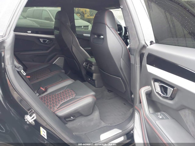 ZPBUA1ZL8MLA12430 Lamborghini Urus