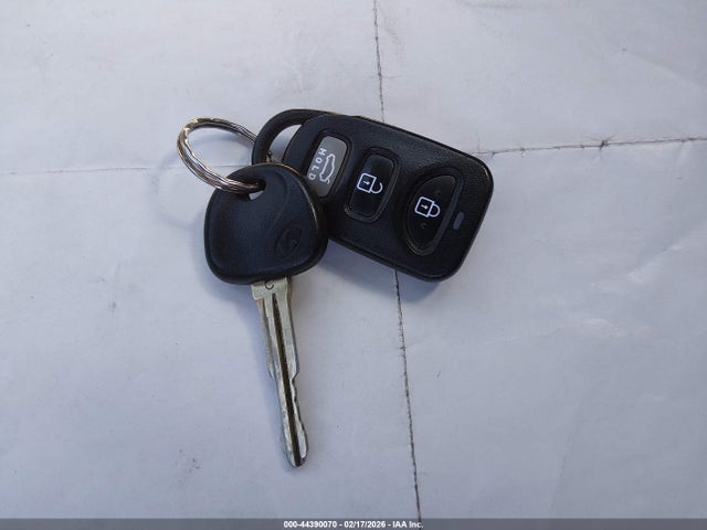 5NPD84LF9JH267627 Hyundai ELANTRA SEL