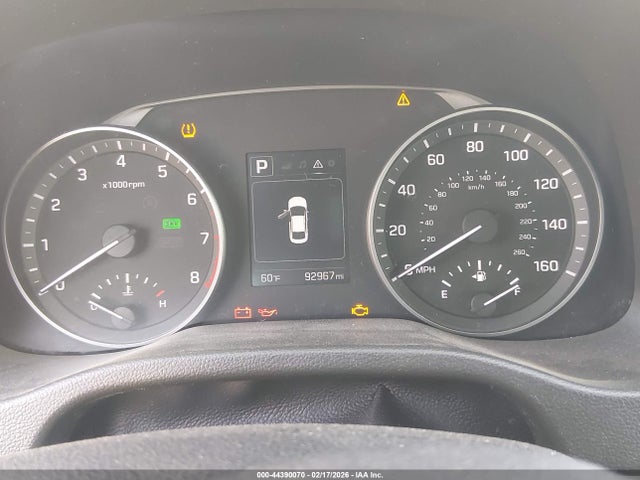 5NPD84LF9JH267627 Hyundai ELANTRA SEL