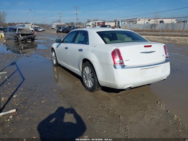 2C3CCAKG9EH157957 Chrysler 300c Awd