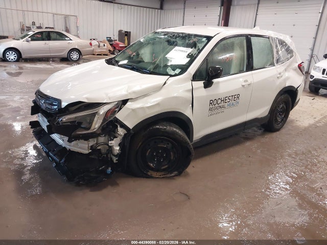 Продажа на аукционе авто 2023 Subaru Forester, vin: JF2SKAAC9PH467741, номер лота: 44390088