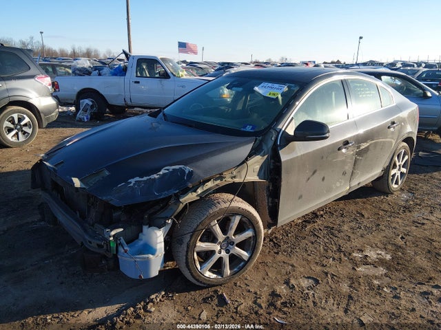 2016 VOLVO S60 YV1612TK0G2397508 Photo 1