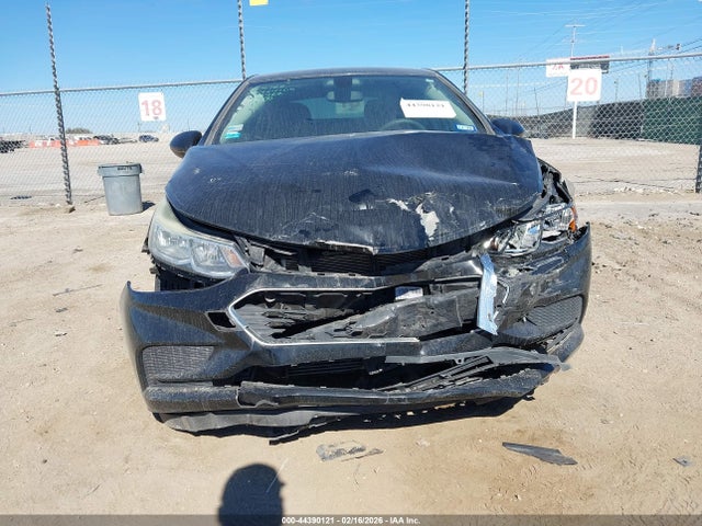 1G1BC5SM8J7128422 Chevrolet Cruze Ls Auto