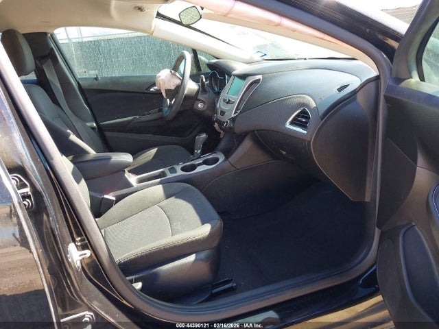 1G1BC5SM8J7128422 Chevrolet Cruze Ls Auto