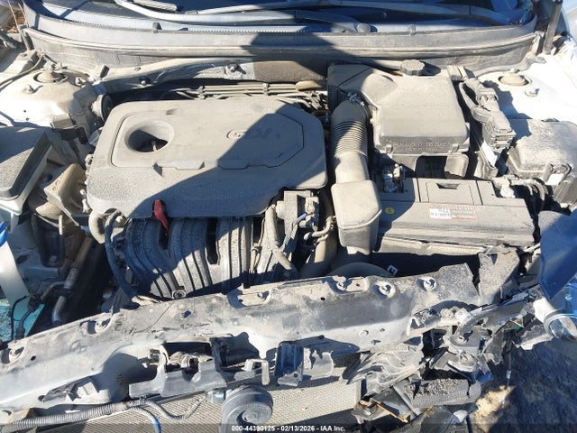 Hyundai Sonata Limited 2016 5NPE34AF3GH394033 Image 10