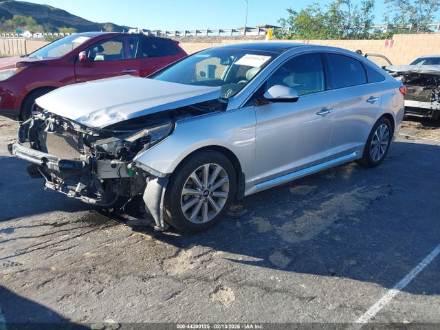 Hyundai Sonata Limited 2016 5NPE34AF3GH394033 Image 2