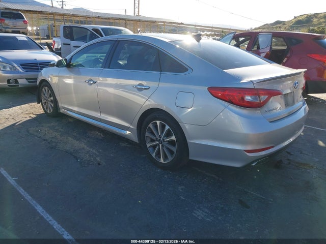 Hyundai Sonata Limited 2016 5NPE34AF3GH394033 Image 3