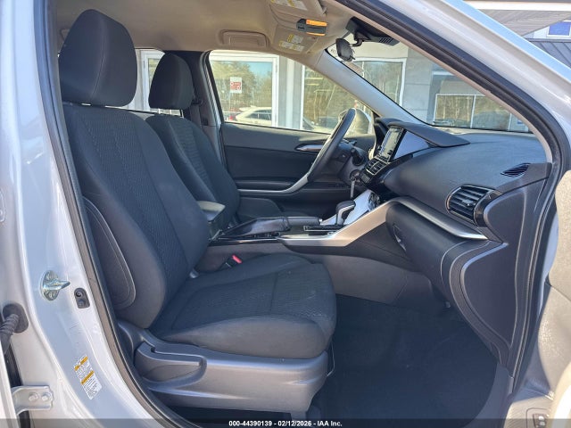 2023 MITSUBISHI ECLIPSE CROSS JA4ATUAA3PZ002531 Photo 4