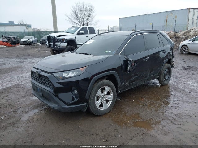 Toyota Rav4 Xle 2021 2T3P1RFV7MW155388 Image 2