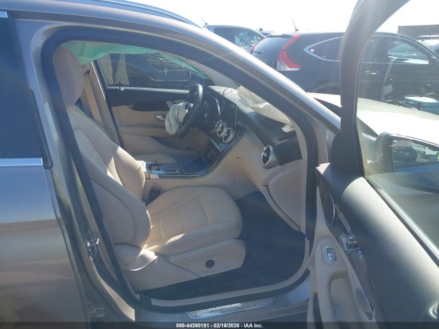 2022 MERCEDES-BENZ GLC 300 W1N0G8DB3NV332314 Photo 4