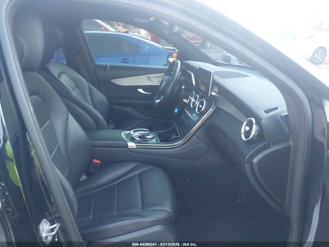 2019 MERCEDES-BENZ GLC 350E WDC0G5EB4KF496739 Photo 4