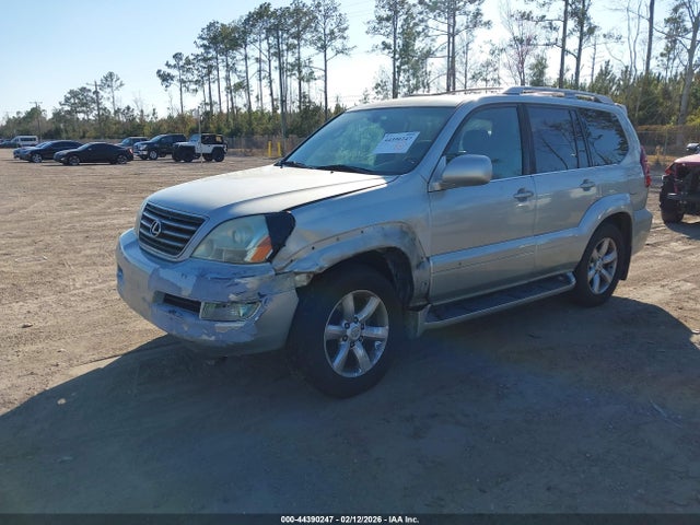 2004 LEXUS GX 470 JTJBT20X240032461 Photo 1