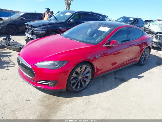 2015 TESLA MODEL S 5YJSA1E40FF108409 Photo 1