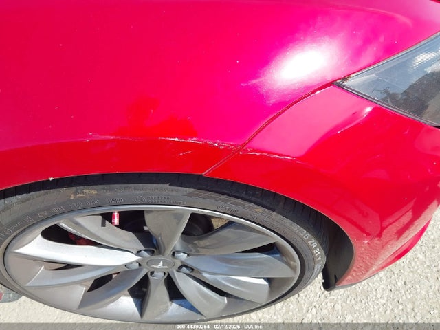 2015 TESLA MODEL S 5YJSA1E40FF108409 Photo 5