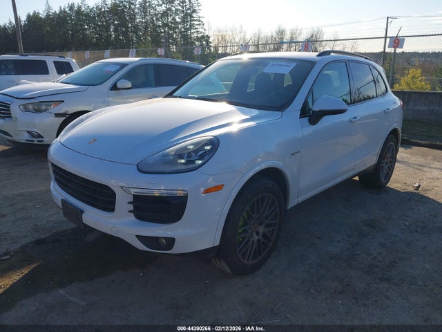 2017 PORSCHE CAYENNE E-HYBRID WP1AE2A27HLA70847 Photo 1