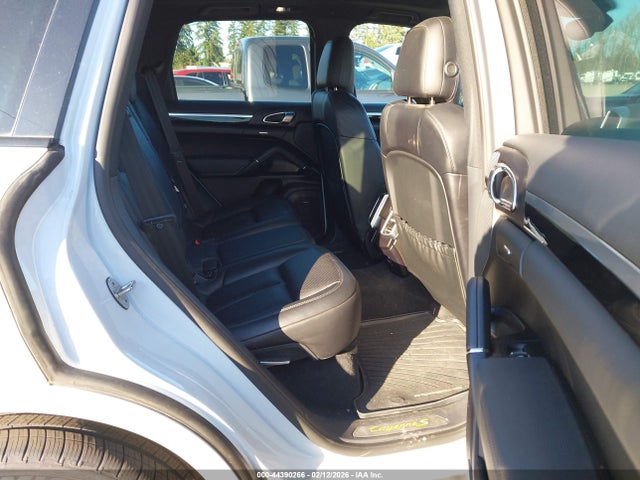 2017 PORSCHE CAYENNE E-HYBRID WP1AE2A27HLA70847 Photo 7