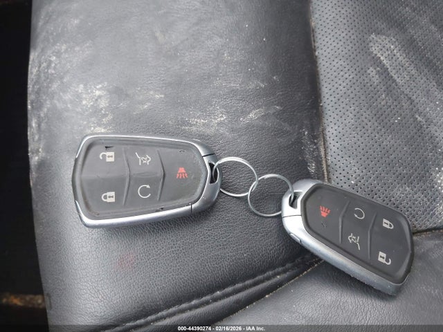 44390274 :رقم المزاد ، 1GYKNCRS2KZ265902 vin ، 2019 Cadillac Xt5 Luxury مزاد بيع