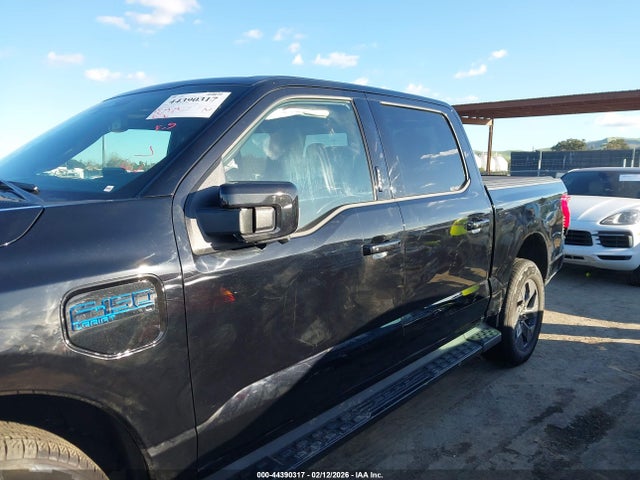 1FT6W5L72SWG01151 Ford F-150 Lightning Lariat