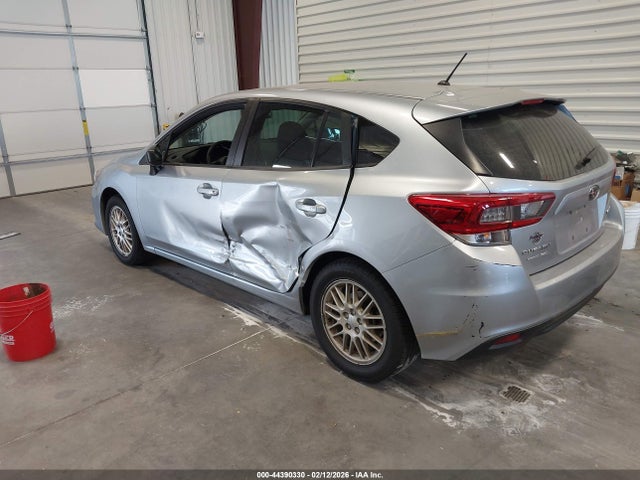2023 SUBARU IMPREZA 4S3GTAA65P1704228 Photo 2