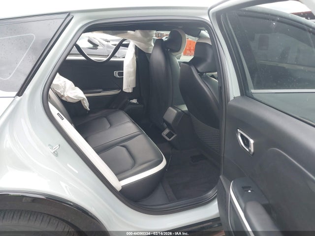 Продажа на аукционе авто 2025 Kia K4 Gt-line, vin: 3KPFW4DE8SE142127, номер лота: 44390334