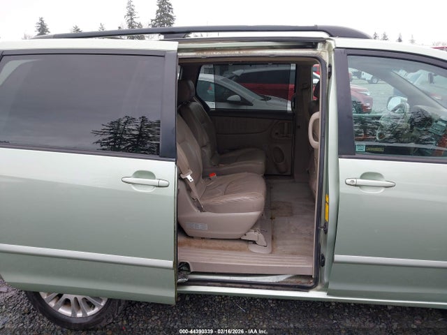 44390339 :رقم المزاد ، 5TDZK22C58S145841 vin ، 2008 Toyota Sienna Xle مزاد بيع