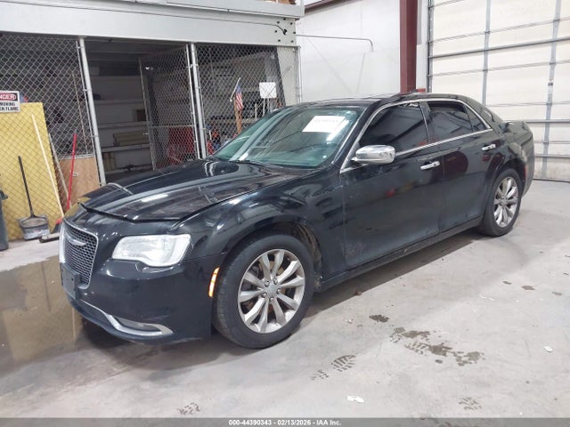 2C3CCAKGXKH613721 Chrysler 300 Limited Awd