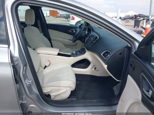 44390349 :رقم المزاد ، 1C3CCCAB7GN143289 vin ، 2016 Chrysler 200 Limited مزاد بيع