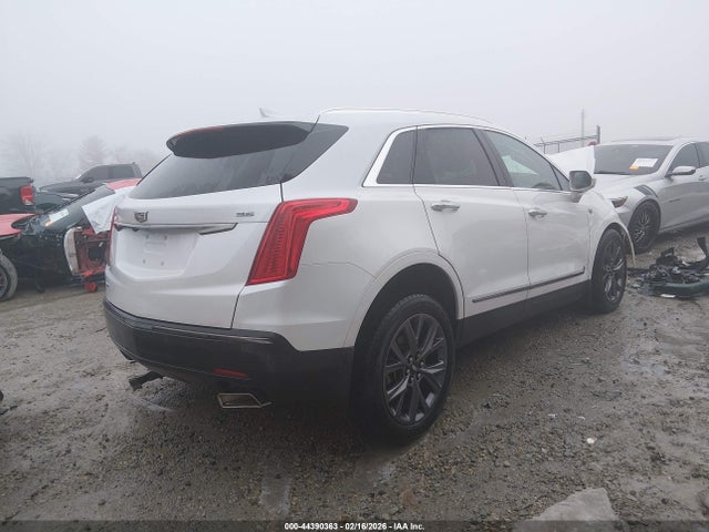 2019 CADILLAC XT5 1GYKNDRS9KZ263716 Photo 3