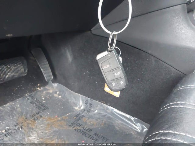 Продаж на аукціоні авто 2020 Chrysler 300 300s, vin: 2C3CCABT7LH180809, номер лоту: 44390366