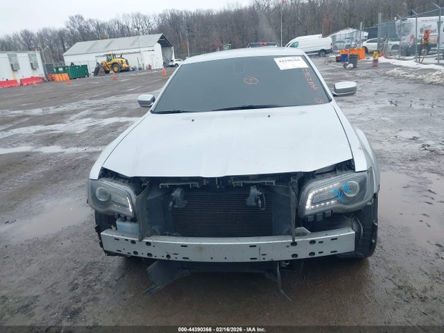 Продаж на аукціоні авто 2020 Chrysler 300 300s, vin: 2C3CCABT7LH180809, номер лоту: 44390366