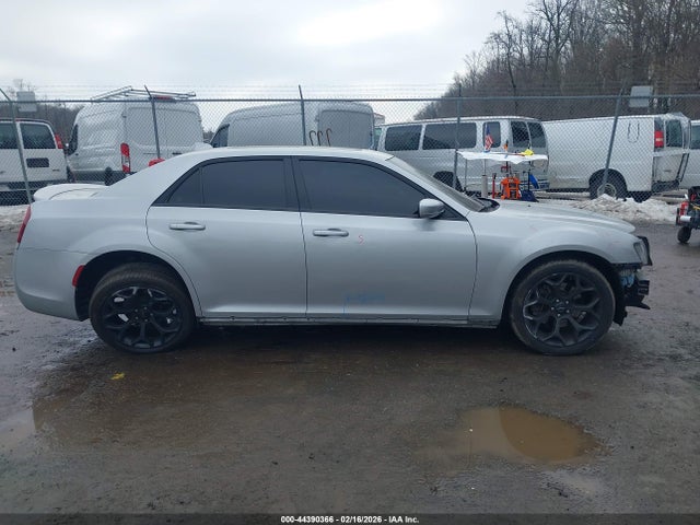 Продаж на аукціоні авто 2020 Chrysler 300 300s, vin: 2C3CCABT7LH180809, номер лоту: 44390366