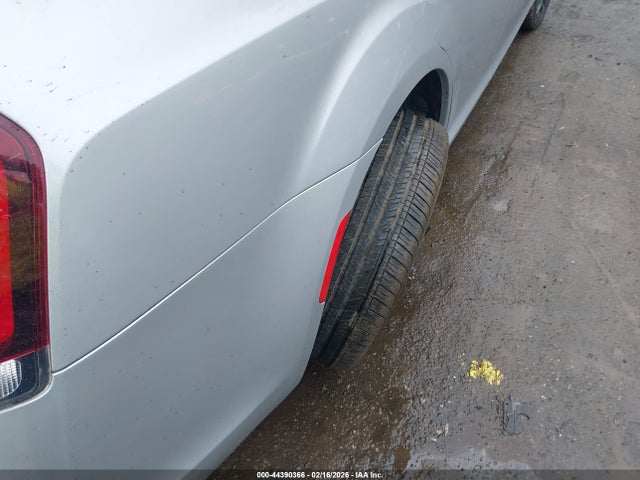 Продаж на аукціоні авто 2020 Chrysler 300 300s, vin: 2C3CCABT7LH180809, номер лоту: 44390366