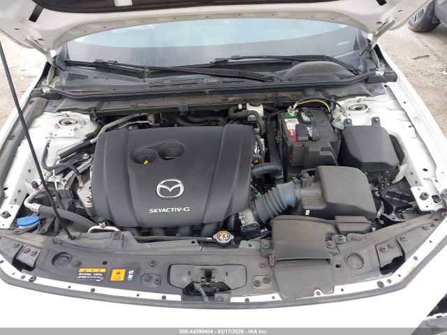 2022 Mazda Mazda3 Premium მანქანა იყიდება აუქციონზე, vin: JM1BPADL0N1509540, აუქციონის ნომერი: 44390404