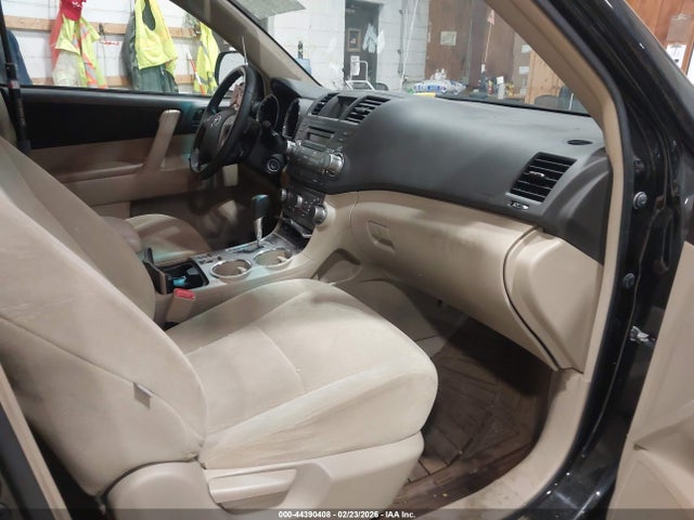2010 TOYOTA HIGHLANDER 5TDBK3EH1AS001773 Photo 4