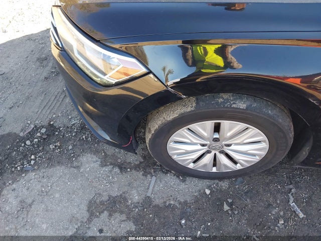 2019 Volkswagen Jetta მანქანა იყიდება აუქციონზე, vin: 3VWC57BU9KM022633, აუქციონის ნომერი: 44390415