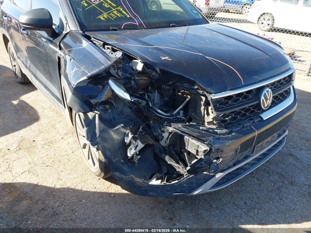 Aukcja sprzedaży 2022 Volkswagen Taos 1.5t S, vin: 3VVAX7B23NM079015, numer aukcji: 44390419