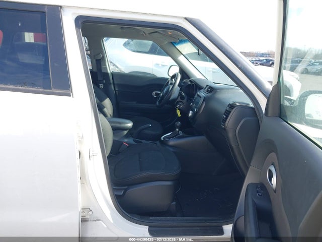 KNDJP3A54J7585914 KIA SOUL +