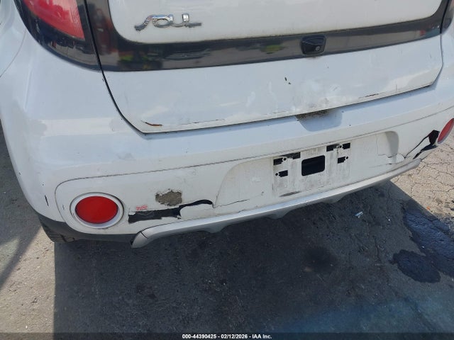 KNDJP3A54J7585914 KIA SOUL +