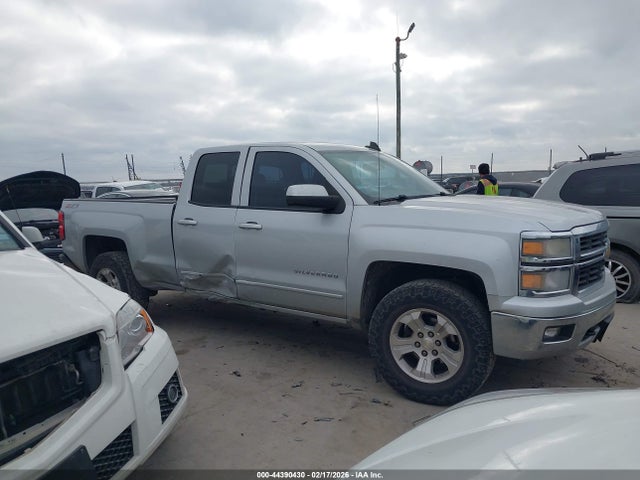 2015 Chevrolet Silverado 1500 2lt მანქანა იყიდება აუქციონზე, vin: 1GCVKREC1FZ392899, აუქციონის ნომერი: 44390430
