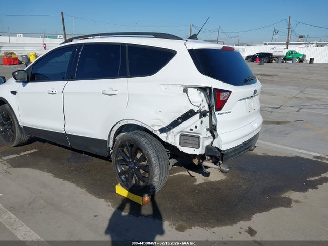 1FMCU0GD1KUA71922 Ford ESCAPE SE