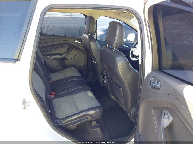 1FMCU0GD1KUA71922 Ford ESCAPE SE